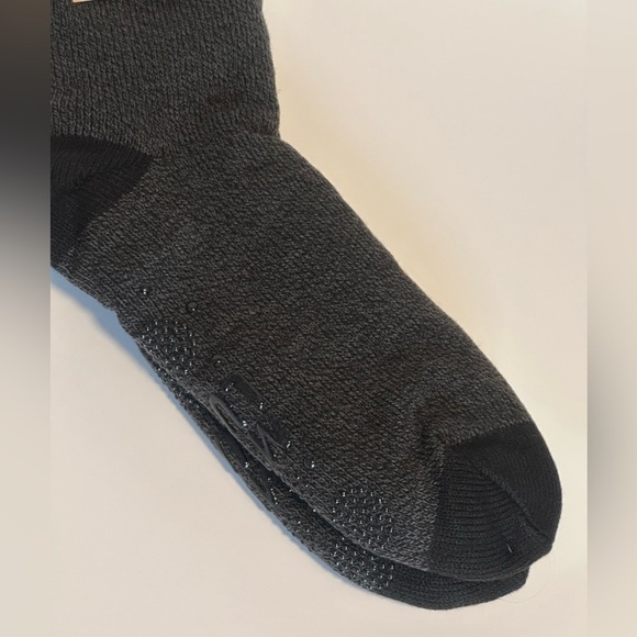Muk Luks Men's Black Socks - Picture 3 of 5
